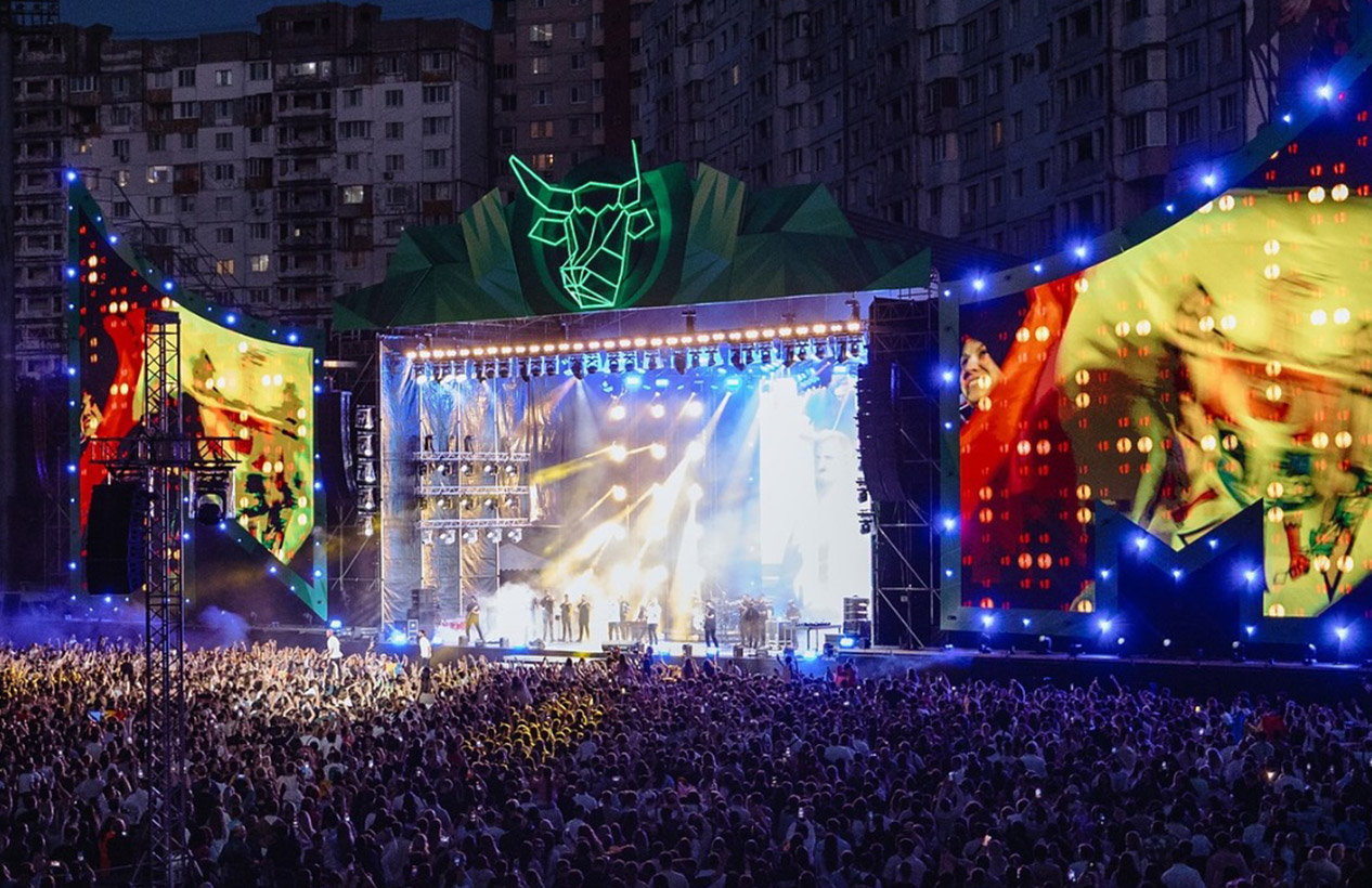 Născut în Moldova